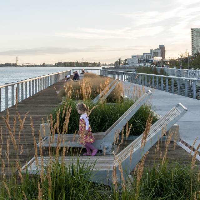 Westminster Pier Park